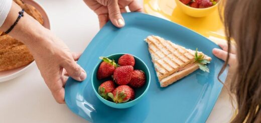 Di 'adiós' a los alimentos ultraprocesados: la clave de un nutricionista para ayudar a los niños a comer sano