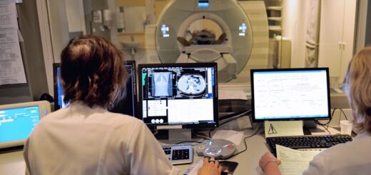 Hacerse una tomografía computarizada cuando se es joven aumenta el riesgo de sufrir cáncer