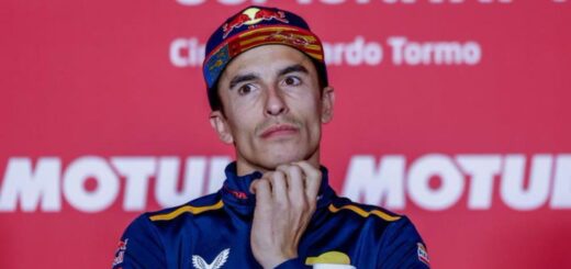 Marc Márquez no se contiene y responde al 'crack' de Bezzecchi tras su incidente en Valencia: "Se arrepentirá de lo que me dijo"