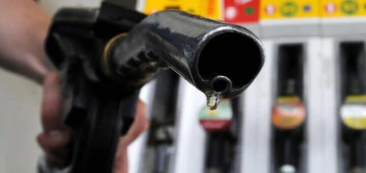 Precio de la gasolina y el diésel |  El precio de la gasolina da un giro completo a semanas de que se conozca el IPC que fijará la subida de salarios y pensiones