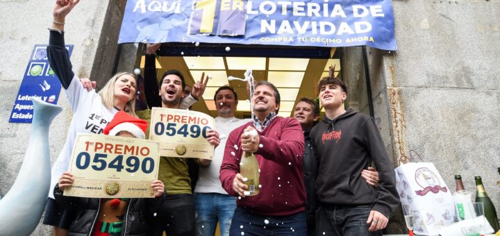 ¿Es más probable ganar el premio mayor en la Lotería de Navidad o en la Lotería Primitiva?