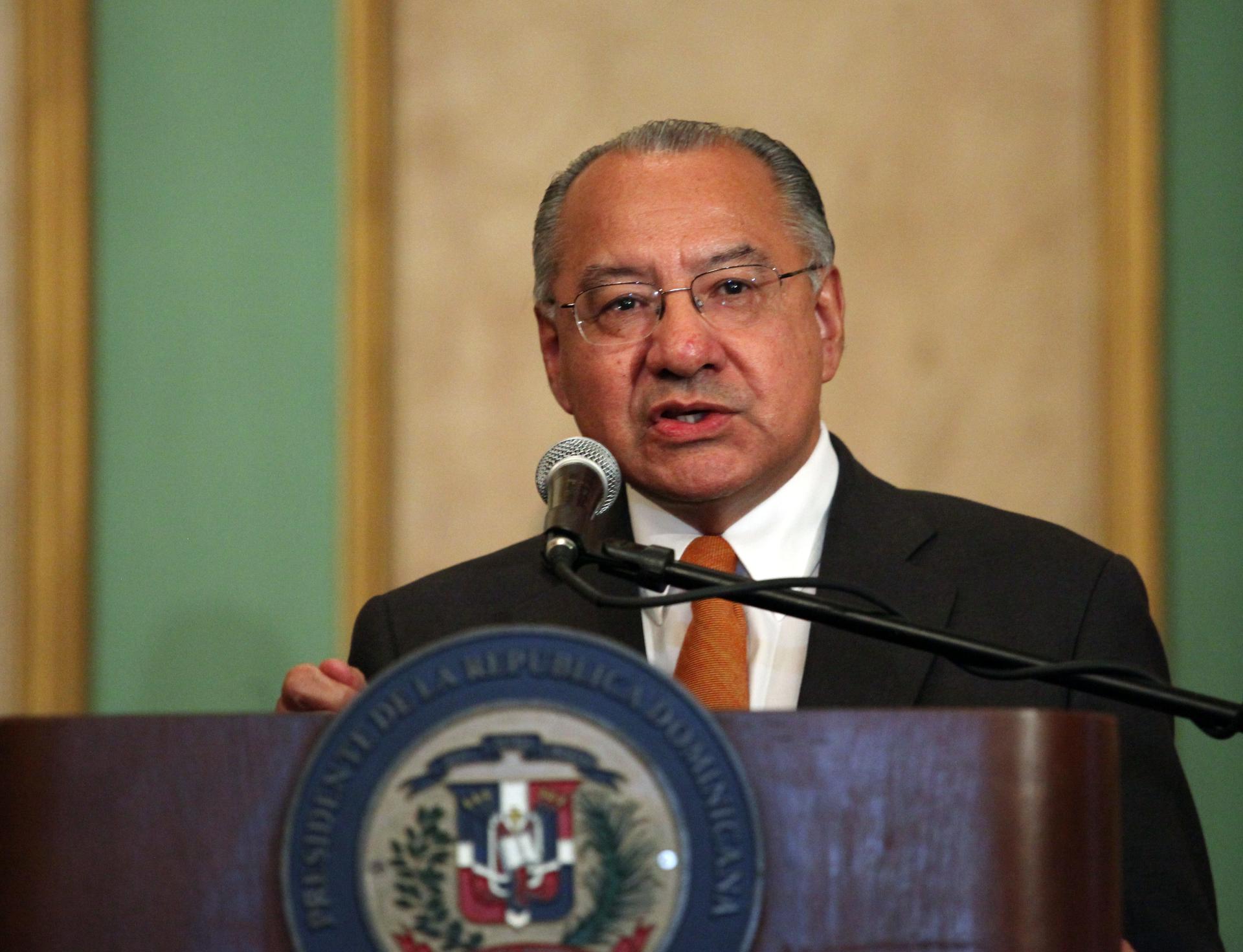 El colombiano Manuel Rocha, exdiplomático estadounidense en varios países de Latinoamérica, en una fotografía de archivo. EFE/Orlando Barría