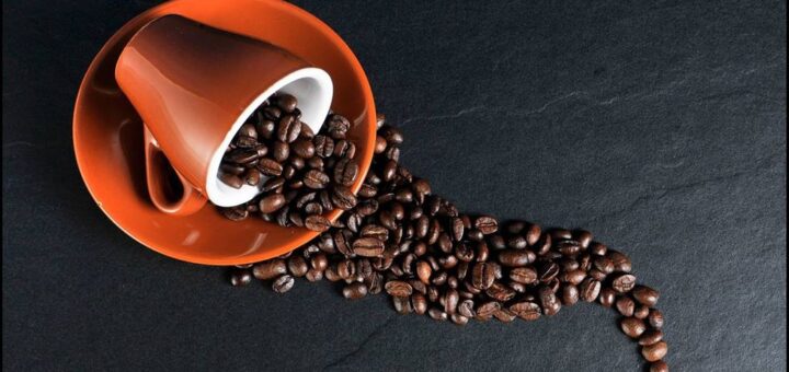La exquisita fruta que sustituye al café en sus propiedades y es más saludable